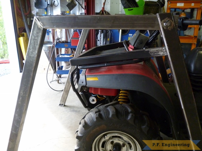 Alain B. Bombardier ATV loader | Bombardier ATV Loader boom bracing