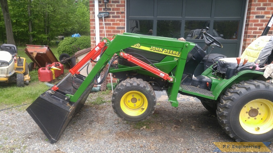 Mario's John Deere 4100 loader | John Deere 4100 loader raising front end by Mario