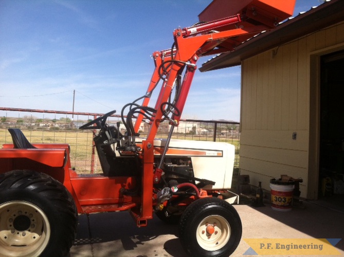 Mike F., Langley, B.C. Canada simplicity 9020 power max loader | simplicity powermax 9020 compact tractor loader right side raised bucket