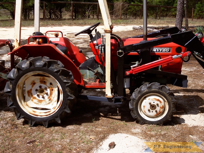 Sam D. in Camden South Carolina - Yanmar YM1720D with front end loader | Yanmar YM1720D by Sam D. in Camden, S.C. with p.f.engineering front end loader right side view