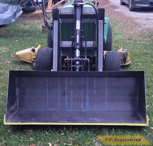 Alan B. in Neosho, Wisconsin - John Deere 430 - Pin-on Mini Payloader | Alan B. from Neosho, WI JD430 mini payloader - front view