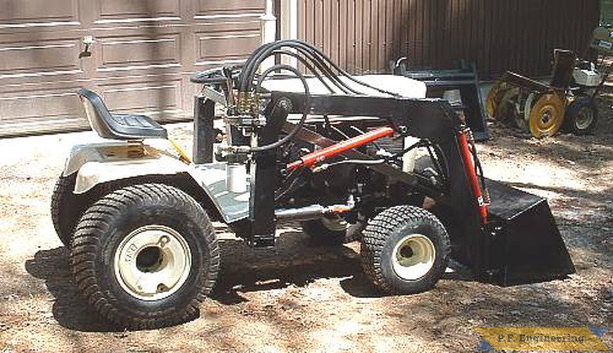 using our plans as a guide, Glenn R. from Ontario, Canada did an excellent job constructing this loader for his Bolens HT-20 tractor. Glenn is currently at work on a Micro Hoe, check out his progress on the "customers Micro Hoe" page.  | Micro Hoe_1