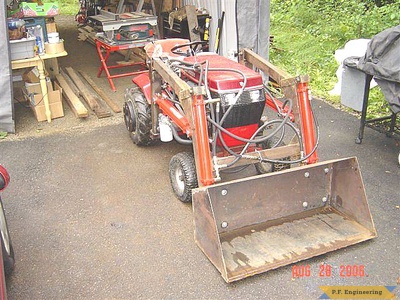 Wheel Horse 310-8 garden tractor loader_1