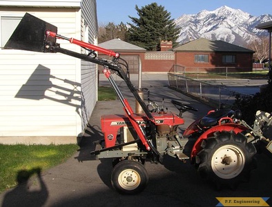 Yanmar YM1300 compact tractor loader_1