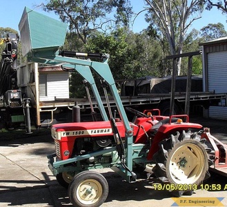 Yanmar YM1500 compact tractor loader_2