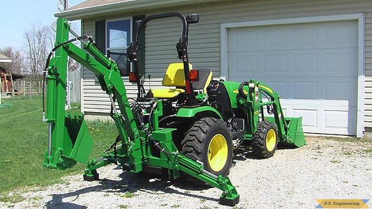 John Deere 2320 compact tractor backhoe_1